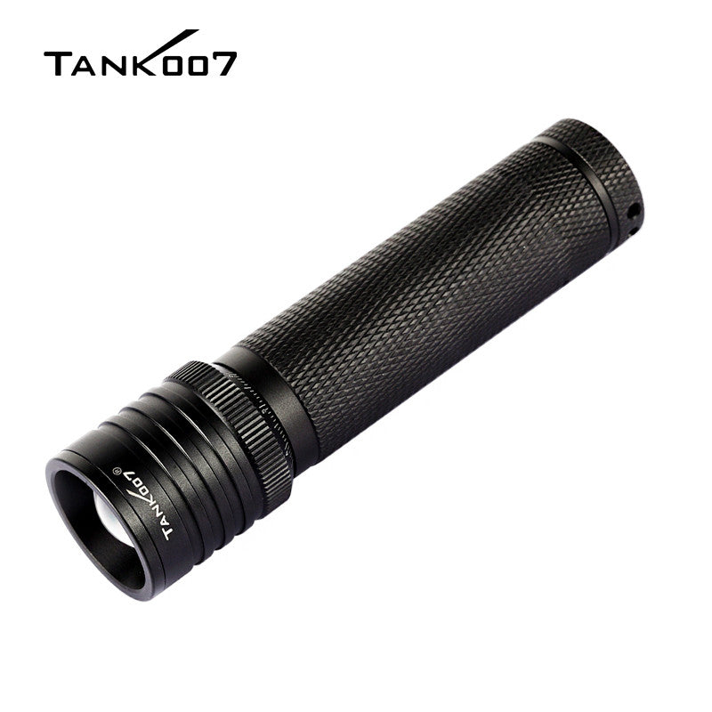 TANK007 dual light source zoom dimmable flashlight  light led white light-green light flashlight TK737